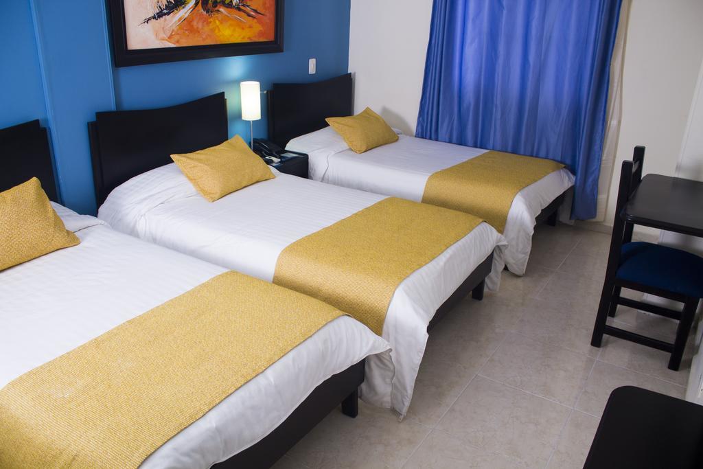 Hotel Plazuela Real Bucaramanga Bilik gambar